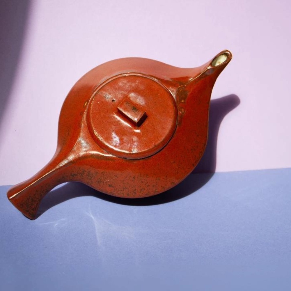 Théière « Petite Lampe » couvercle fermé, vue de dessus